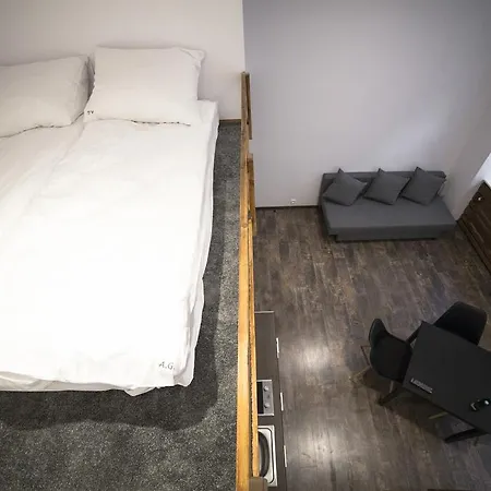 Apartment Golebia Hostel & Apartments